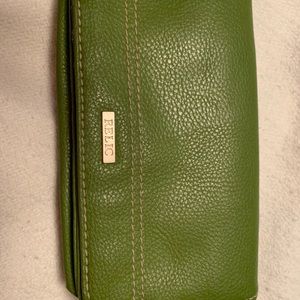 Green Relic wallet